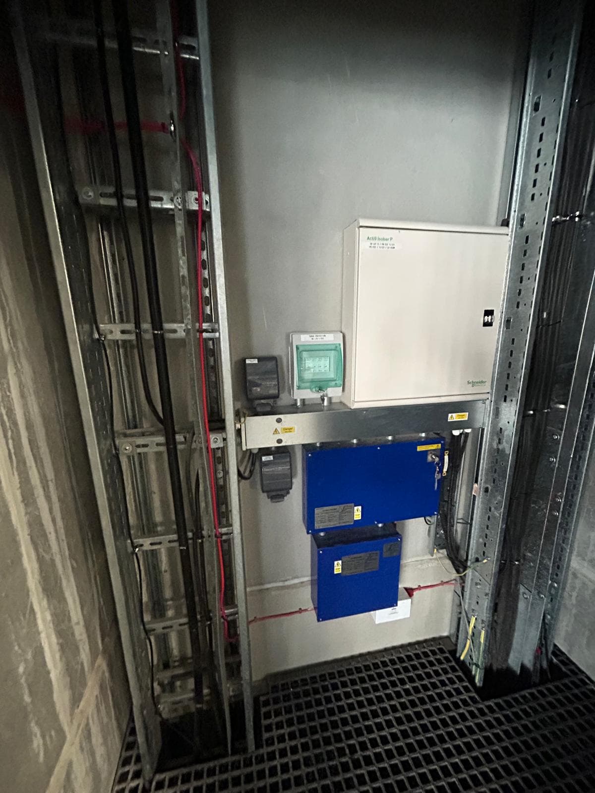 Whipps Cross Hospital electrical installation